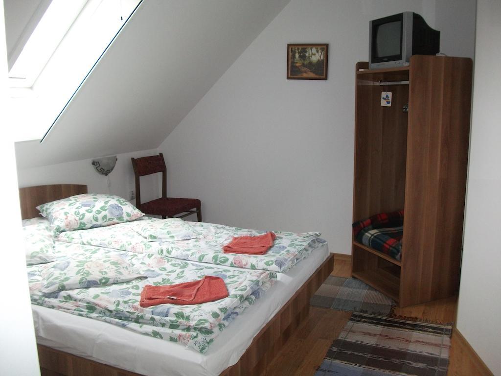 Sziklakert Panzió Hotel Korond Kültér fotó