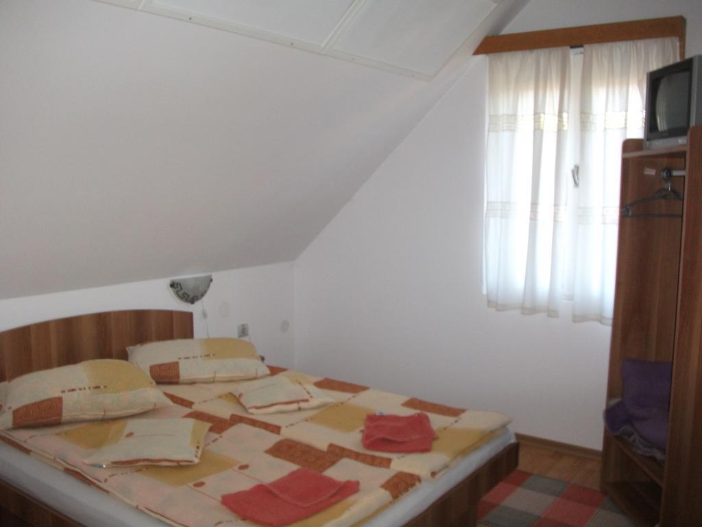 Sziklakert Panzió Hotel Korond Kültér fotó