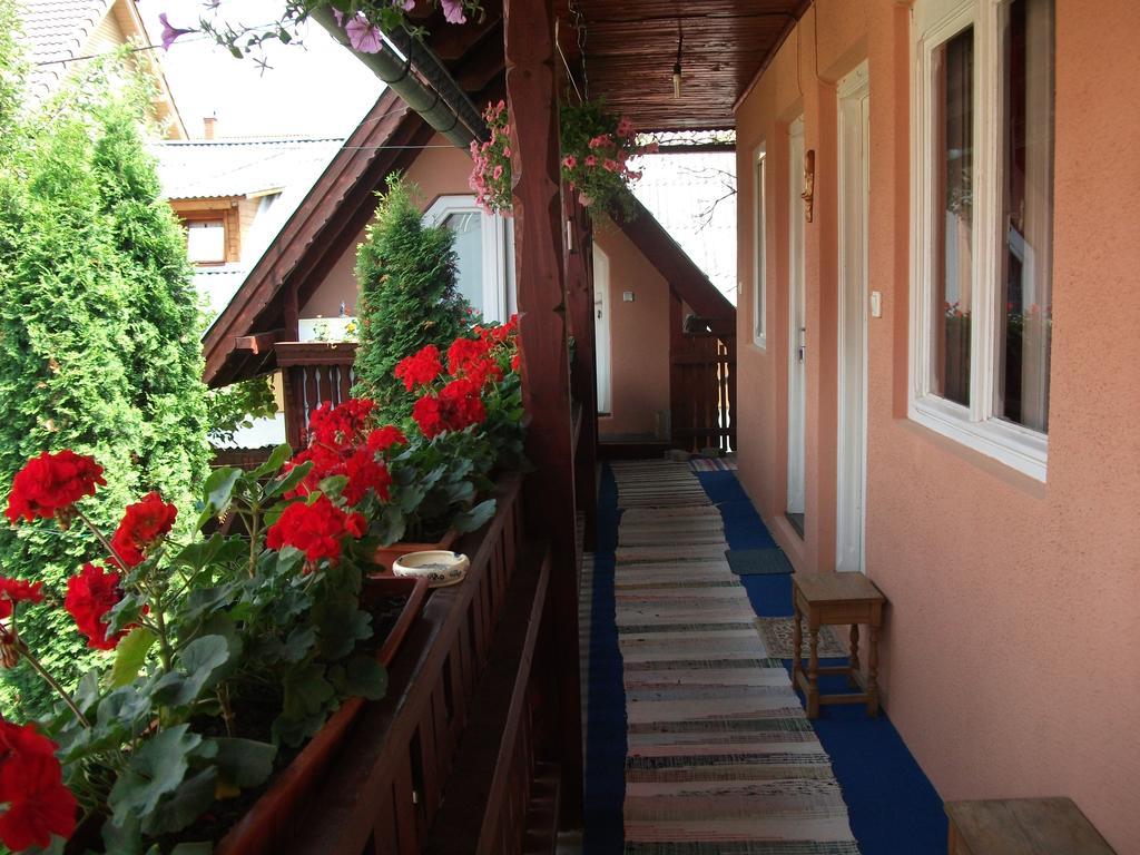 Sziklakert Panzió Hotel Korond Kültér fotó
