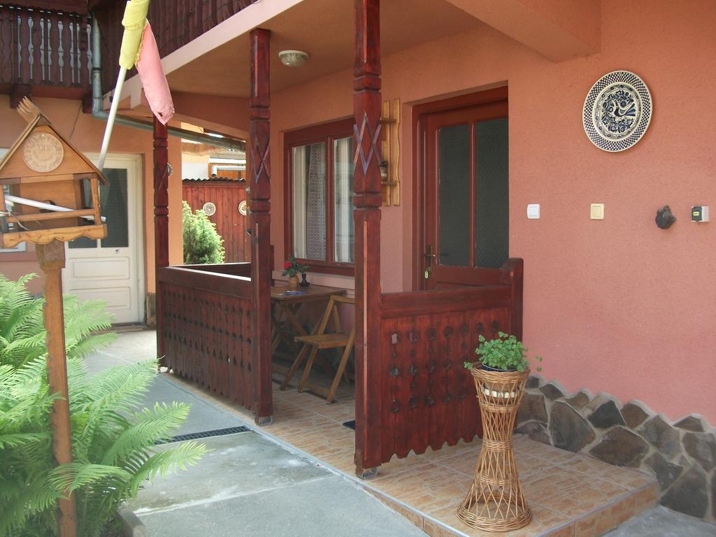 Sziklakert Panzió Hotel Korond Kültér fotó
